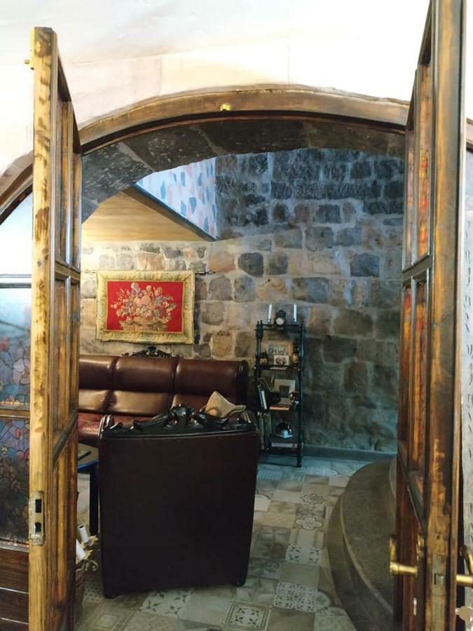 Hye Aspet Հայ Ասպետ Bed & Breakfast Gümrü Dış mekan fotoğraf